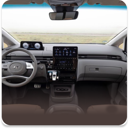 Hyundai Staria gallery 1